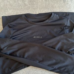 No bull DELTAPEAK® MICRO TEXTURED LONG-SLEEVE TEE. Worn once. Black. Size small